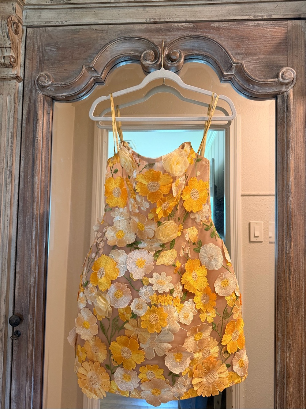 Bronx and Banco Strapless Floral Dress in Yellow and Cream - Picture 4 of 6